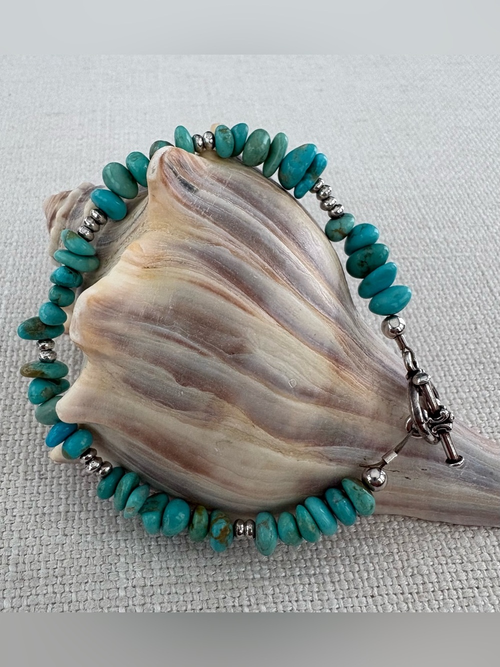 Turquoise, Silver and Bali Beaded Bracelet. 7 inches long. NEW.